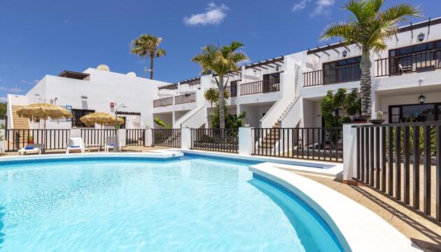 Foto de APARTAMENTOS LAS LILAS (SOLO ADULTOS)
