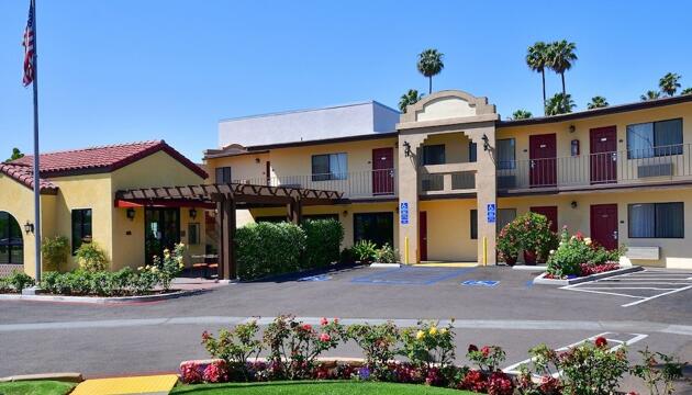 Foto de Hotel Lamplighter Inn &amp; Suites at SDSU