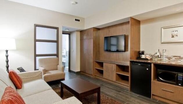 Foto de Holiday Inn Hotel &amp; Suites St.Catharines-Niagara, an IHG Hotel