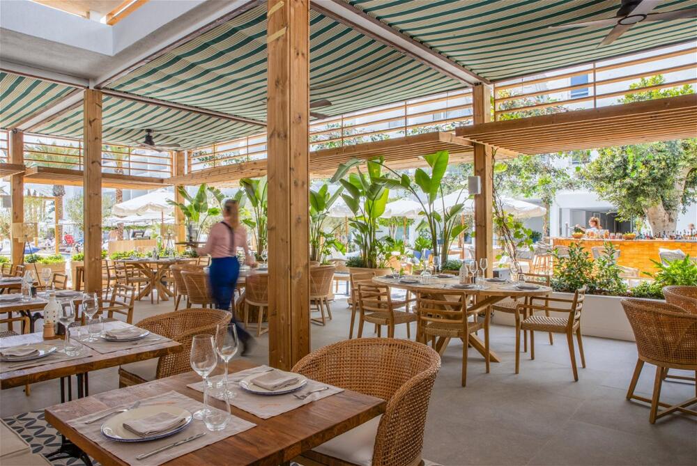 METT Hotel &amp; Beach Resort Marbella Estepona, Estepona. Desde 315.05 ...