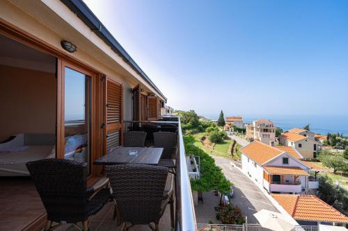 Apartamentos Sunset Residence Blizikuce, Budva - Central de Reservas