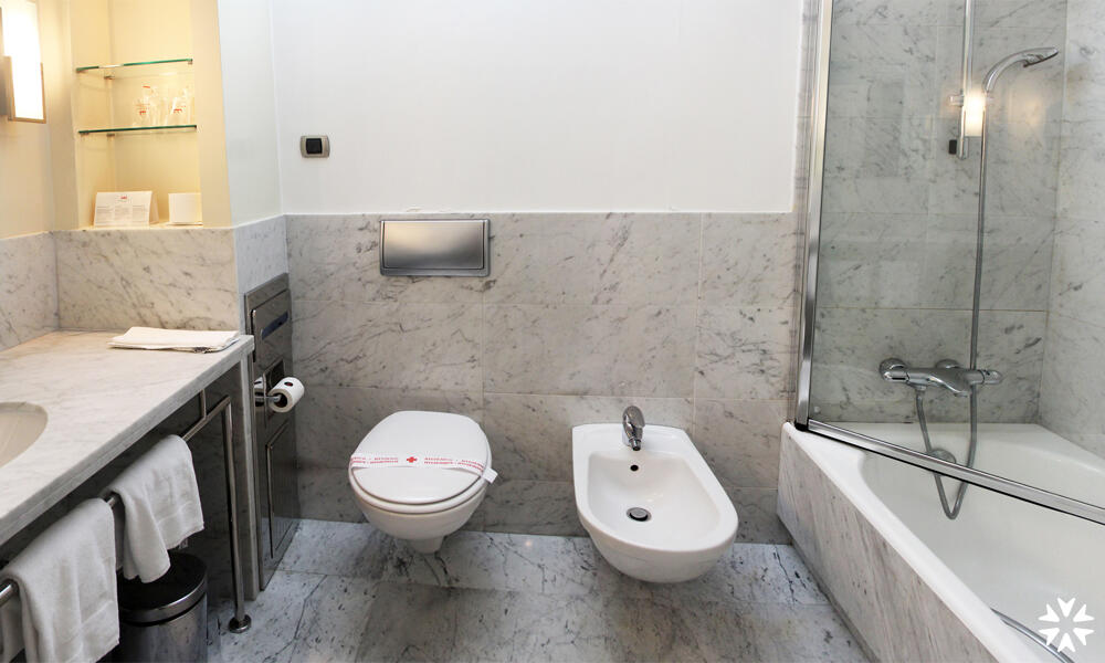 Foto del baño de Hotel Ercilla de Bilbao, Autograph Collection