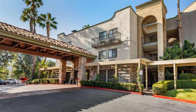 Foto de Hotel Comfort Inn &amp; Suites Orange County John Wayne Airport