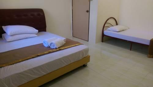 Photo – Semarak Beach Inn