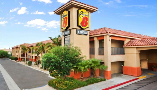 Photo – Hotel Super 8 by Wyndham Indio