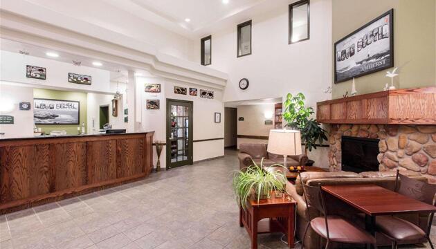 Photo – Hotel Super 8 by Wyndham Amherst NS