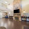 Foto de Hotel Comfort Suites Red Bluff near I-5