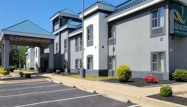 Photo – Hotel Quality Inn &amp; Suites