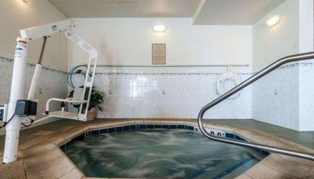 Foto de Hotel Comfort Inn &amp; Suites Geneva- West Chicago