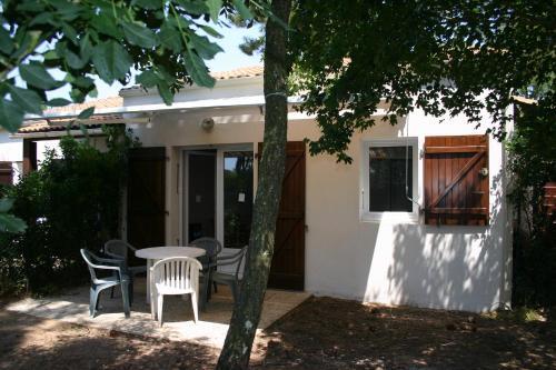Photo – Houses and Chalets Bois Soleil
