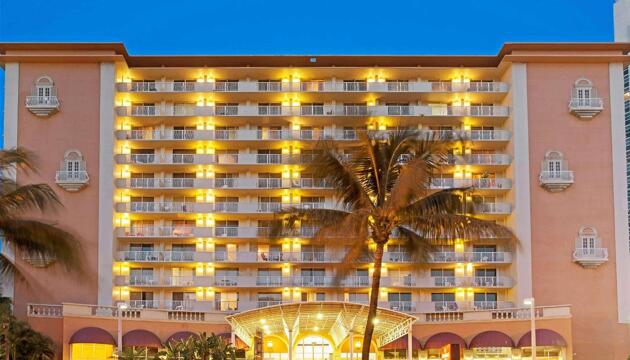 Foto de Hotel Ramada Plaza by Wyndham Marco Polo Beach Resort