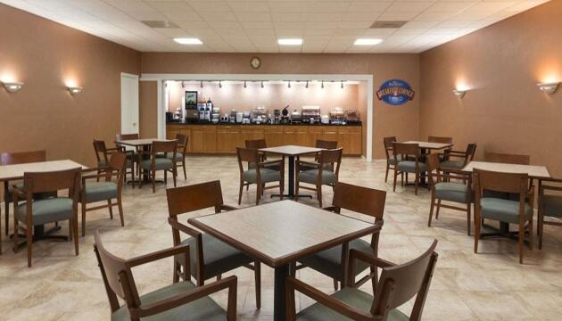 Foto de Hotel Baymont by Wyndham Salem Roanoke Area