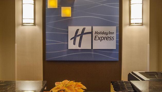 Photo – Holiday Inn Express &amp; Suites Buffalo Airport, an IHG Hotel