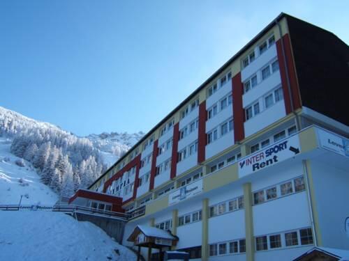 Hotel Olympia, Axams - Reserving