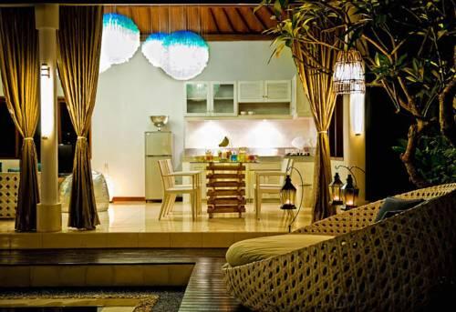 4s Villas At Seminyak Square Seminyak Centraldereservas Com