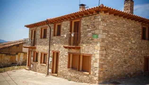 Photo – Houses and Chalets El Bulin de Paredes