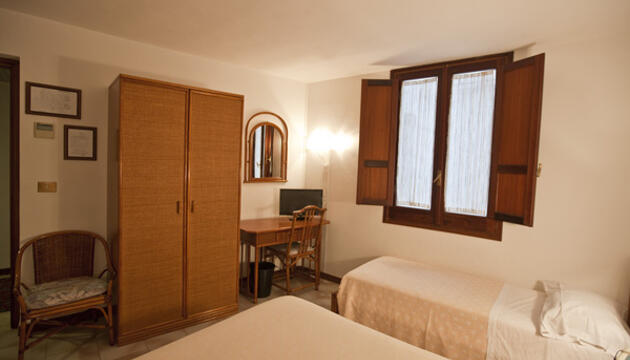 Foto de Hotel Moderno