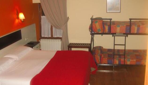 Foto de Hotel Venta de Etxalar