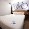 Foto de Kyriad Hotel Laval