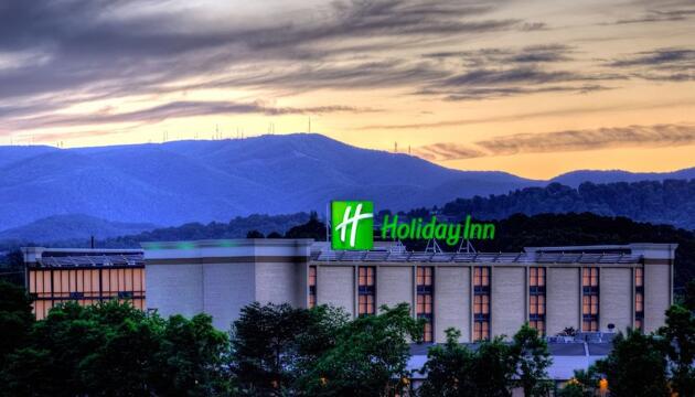 Foto de Holiday Inn Roanoke - Tanglewood Route 419 &amp; I 581, an IHG Hotel