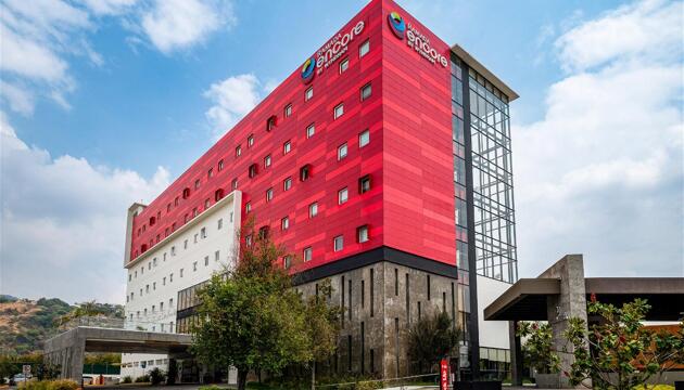 Foto de Hotel Ramada Encore Guadalajara
