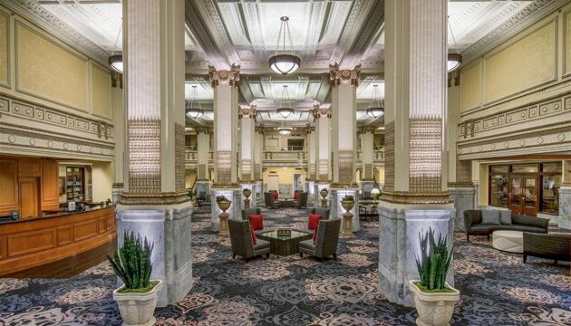 Foto de Hotel Embassy Suites by Hilton Portland Downtown