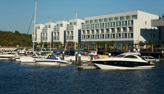 Foto de Troia Residence by The Editory - Apartamentos Marina