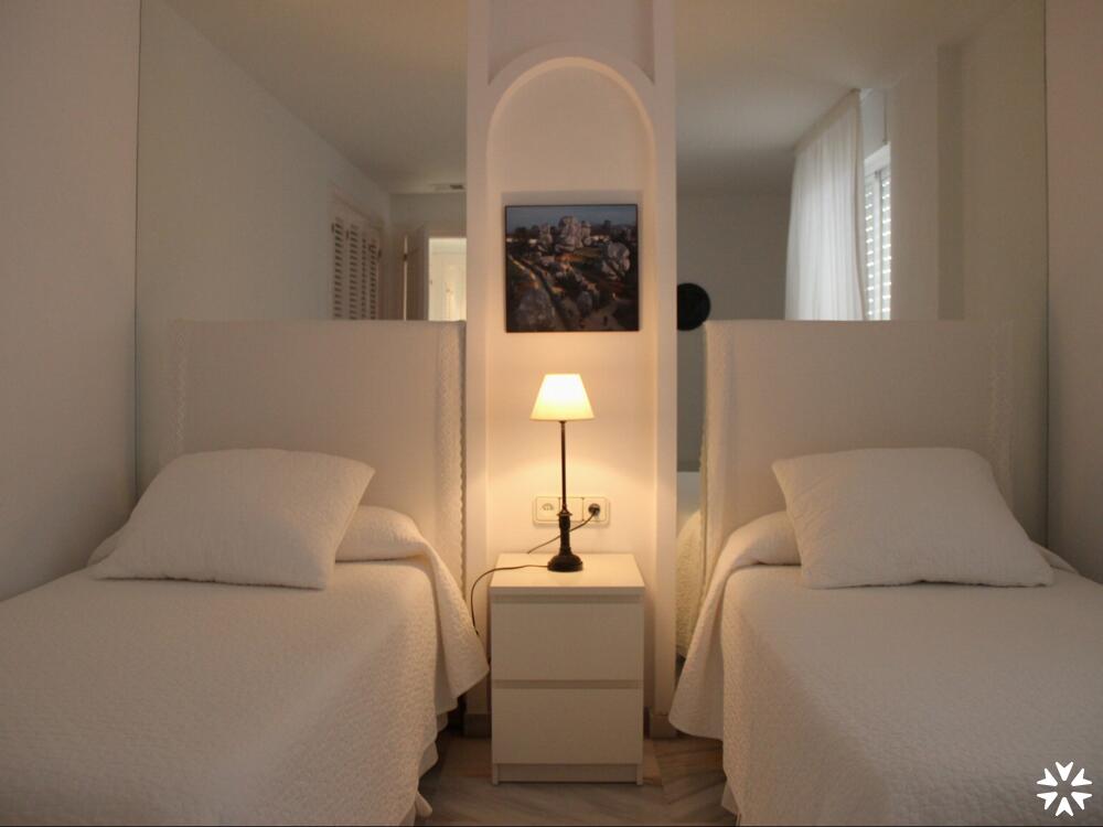 Foto de una habitación de Hotel Suites Albayzin Del Mar