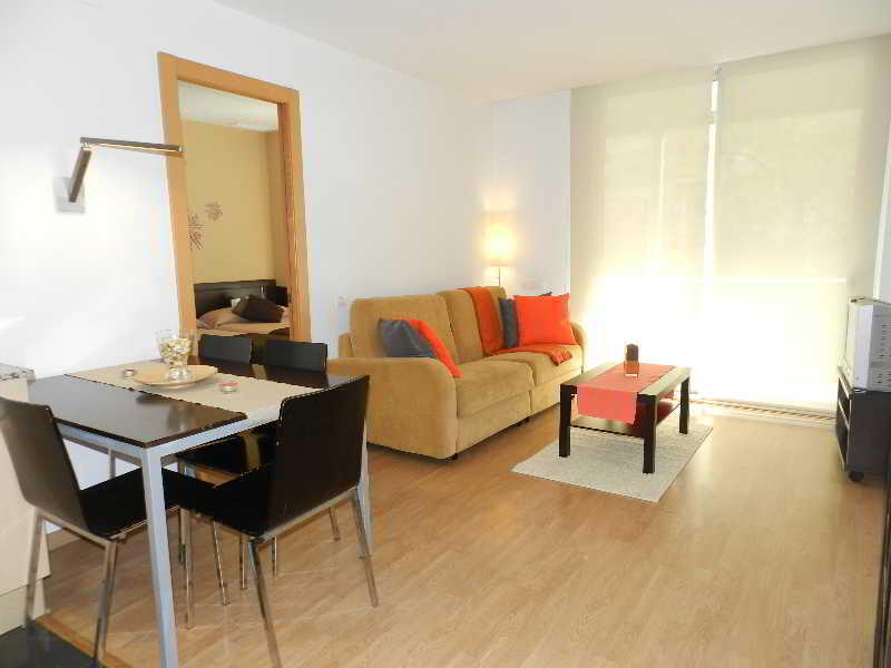 Foto general de Apartamentos Travessera Parc Güell - Descans