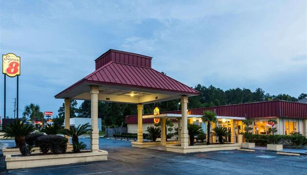 Photo – Motel Super 8 by Wyndham Hardeeville