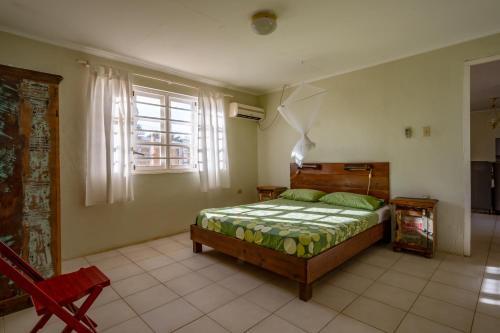 Room – The Dive Hut