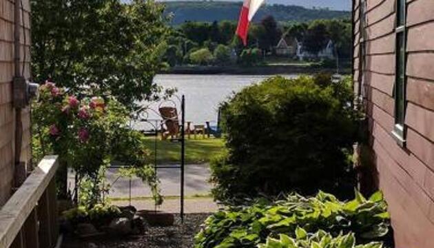 Photo – Bailey House Bed and Breakfast