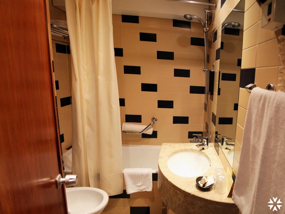 Foto del baño de Hotel Roma