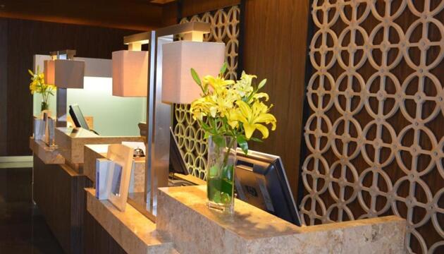 Foto de Hotel Sheraton Suites Santa Fe