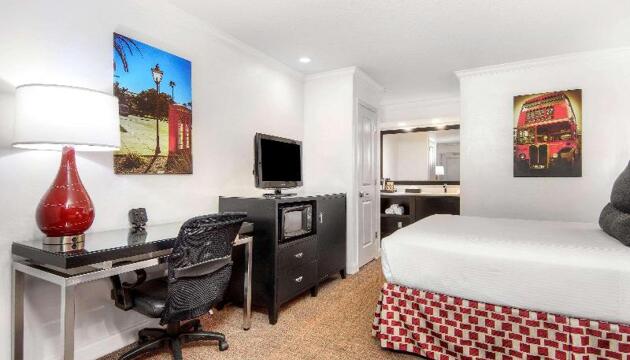 Photo – Aggie Inn, Ascend Hotel Collection