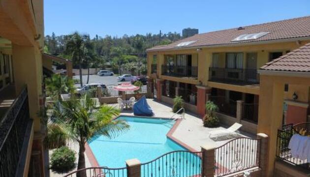 Photo – Motel Azusa Inn
