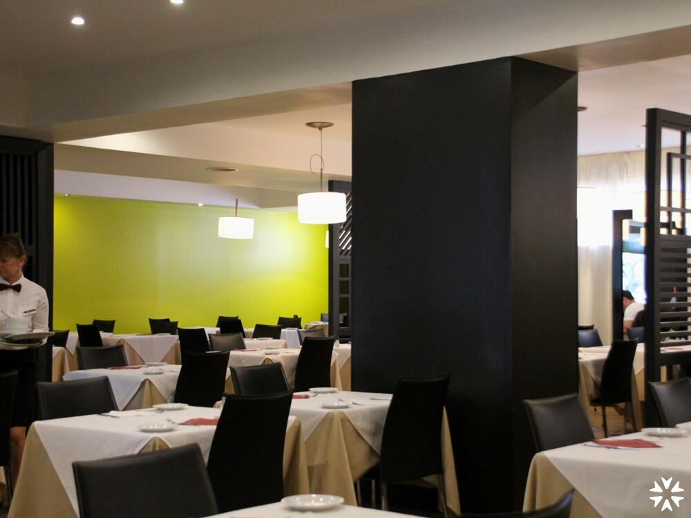 Foto de restauración de Hotel Yellow Praia Monte Gordo