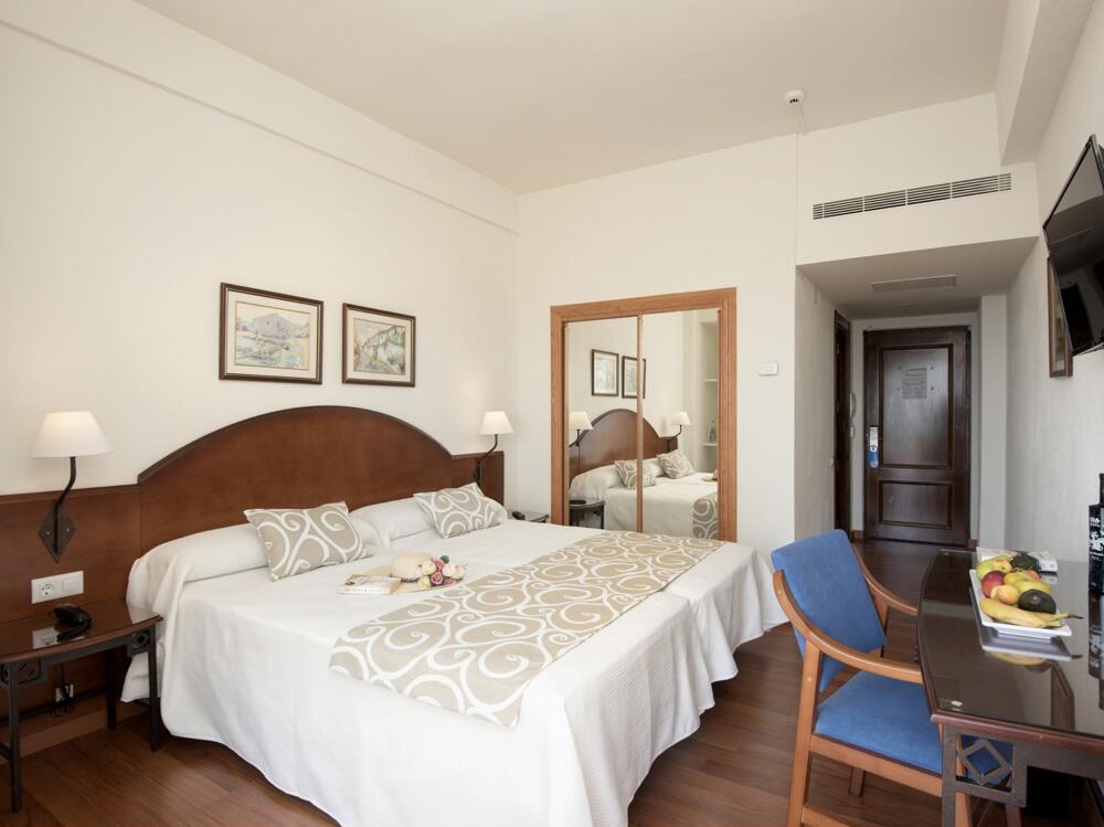 Foto de una habitación de Hotel AluaSun Doblemar