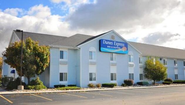 Photo – Hotel Dunes Express Inn and Suites