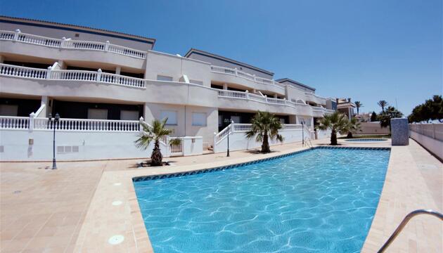 Foto de Apartamentos H3 Laguna-Playa