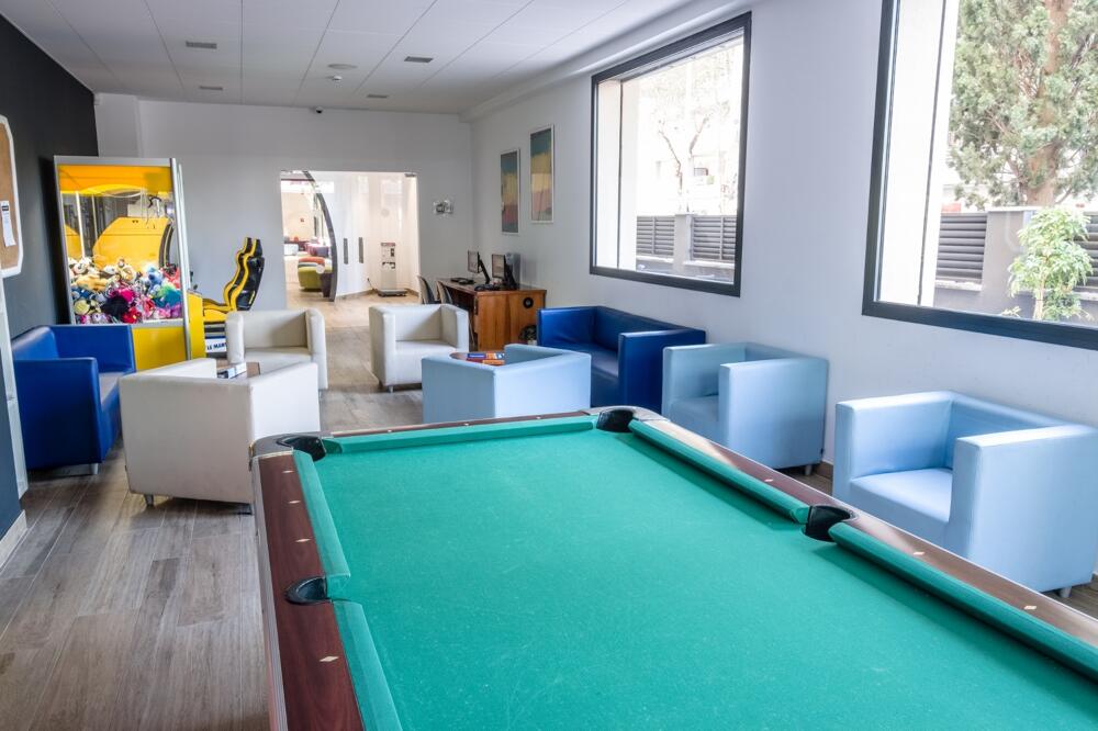 Foto de los servicios de Apartamentos California