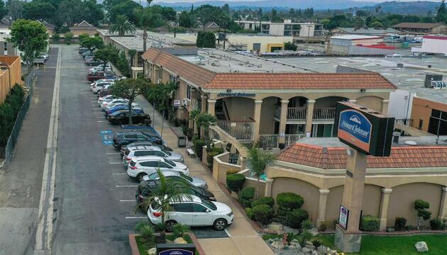 Foto de Hotel Howard Johnson by Wyndham Buena Park