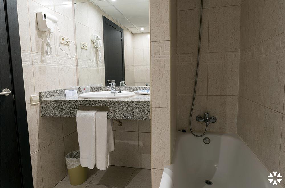 Foto del baño de Hotel Best Andorra Center