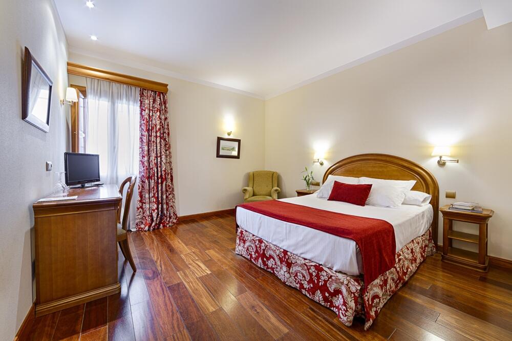 Foto de una habitación de AZZ Peñafiel Las Claras Hotel &amp;amp; Spa