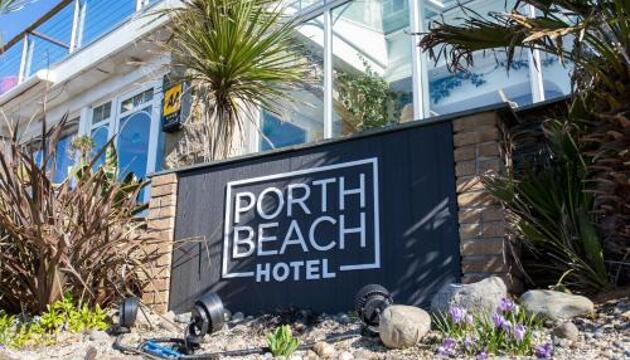 Photo – Porth Beach Hotel