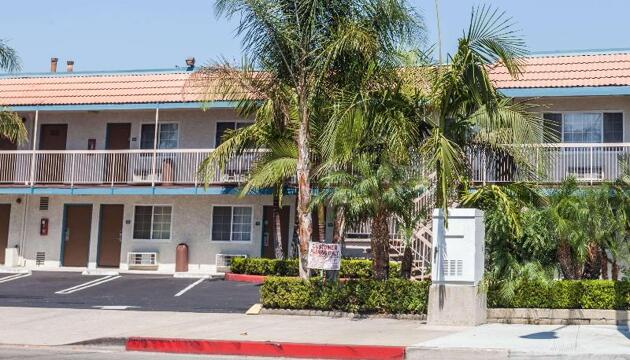 Photo – Hotel Travelodge by Wyndham Fullerton Near Anaheim