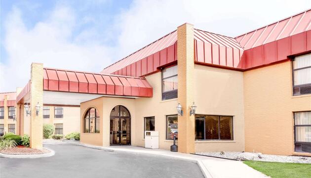 Photo – Hotel Days Inn &amp; Suites by Wyndham Kalamazoo