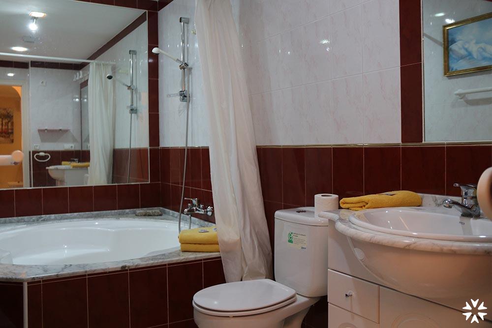 Foto del baño de Apartamentos Vera Natura Urbanización Naturista