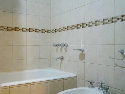 Foto general de Apartamentos 2 Dormitorios Sobre Av Hipolito Irigoyen