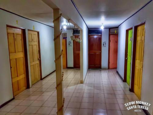 Foto de una habitación de Slow Monkey Hostel